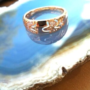 Ladies Gold Plate ring.